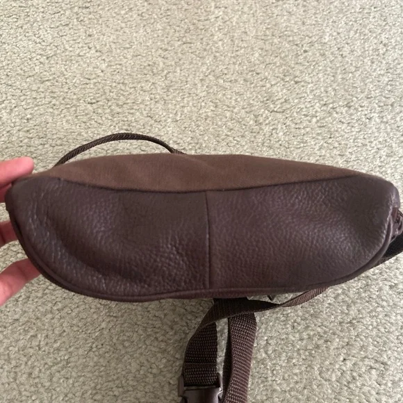 Vintage Wilson’s Genuine Leather Fanny Pack Belt Bag Brown NEW - Picture 9 of 10